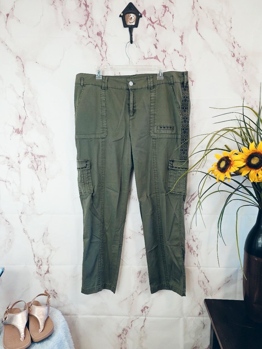 Sundance Embroidered Trim Cargo Pants Olive Green Utility Pants 16 - Picture 2 of 7